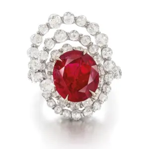 Ring with an oval ruby Burma no heat pigeon blood red colour