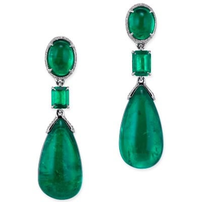 Exceptional emerald and diamond earrings by Etcetera, featuring two drop-shaped Colombian emeralds of 41.16 and 39.24 carats (both minor oil) and four smaller emeralds (containing minor-moderate oil and minor artificial resin), sold at Christie’s Hong Kong in October 2024 for ca. US$ 2.6 million. Photo: Christie’s.
