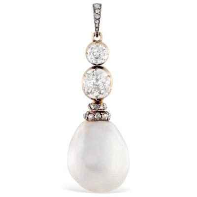 Antique natural pearl and diamond pendant featuring a baroque-shaped natural saltwater pearl, sold at Christie’s Geneva in November 2024 for ca. US$ 110,000. Photo: Christie’s.